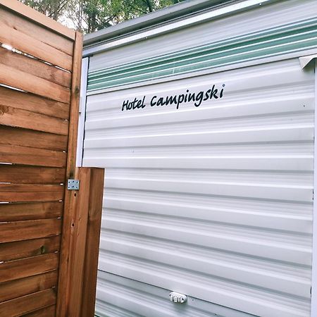 Hotel Tinyhaus Idyllisch Am Waldesrand Cottbus Esterno foto