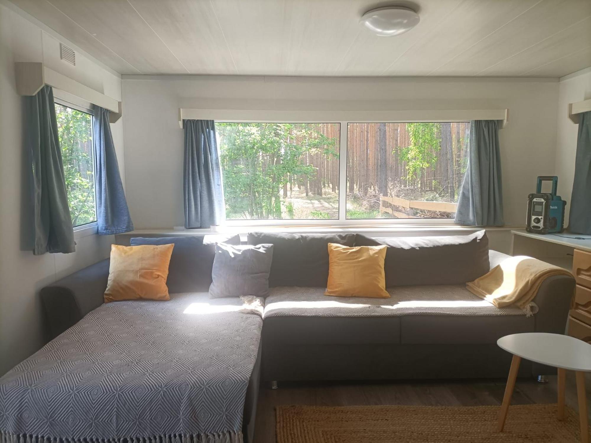 Hotel Tinyhaus Idyllisch Am Waldesrand Cottbus Esterno foto